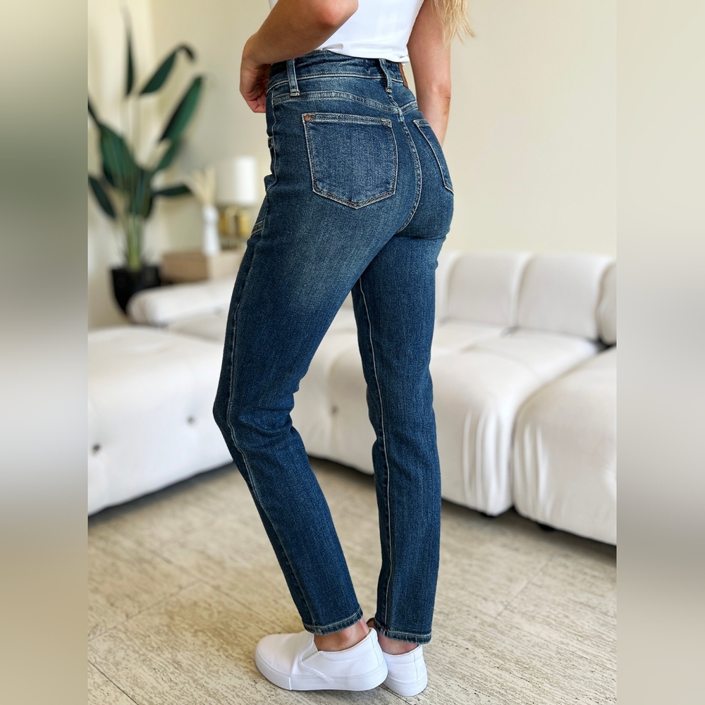 Judy Blue High Rise Dark Blue Stretch Jeans - Picture 9 of 16